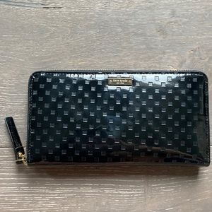 Kate Spade black patent leather wallet